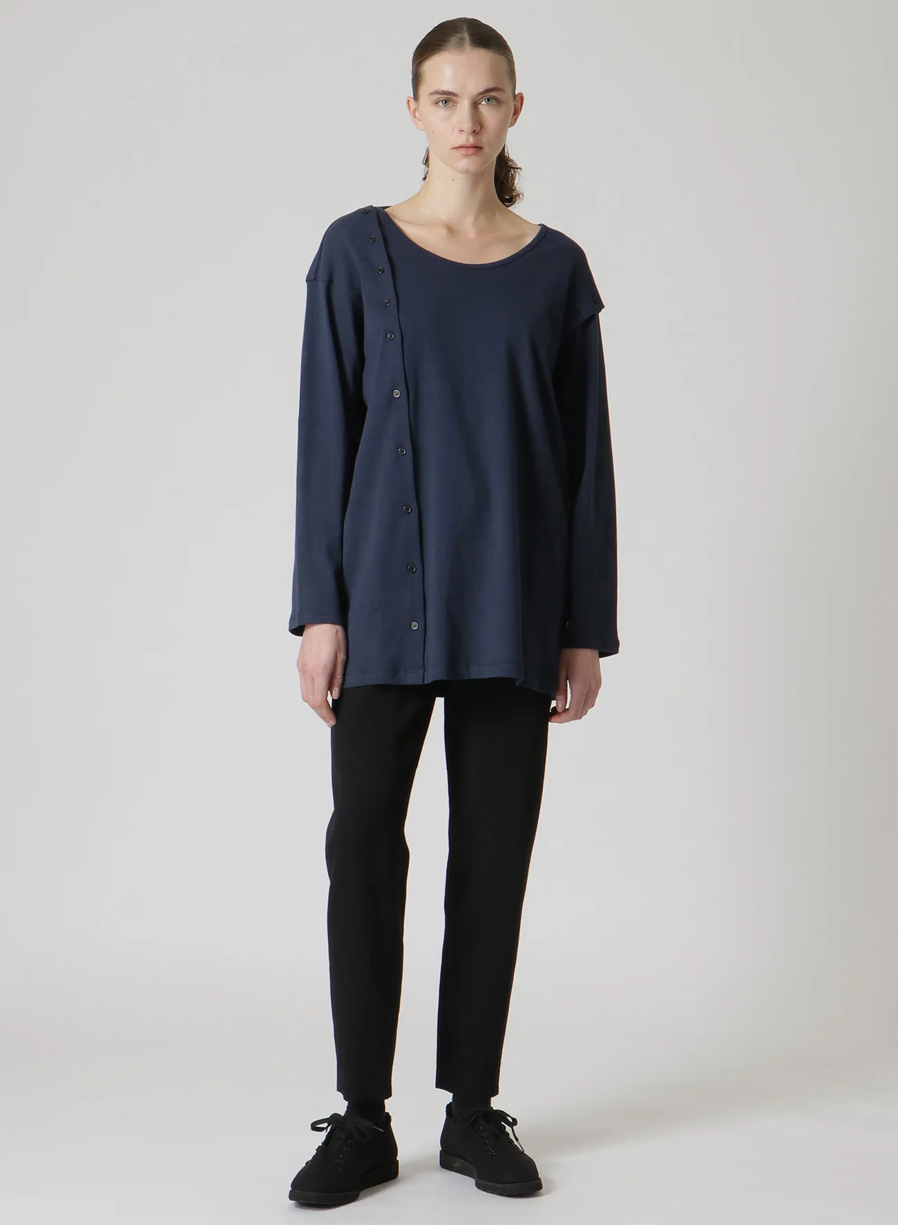 30/- COMBED COTTON LONG SLEEVE T-SHIRT WITH BUTTON-UP SLITS - Image 3